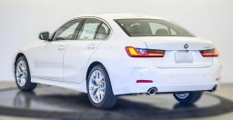 BMW 3 Series 330i NA Sedan 2026