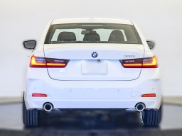 BMW 3 Series 330i NA Sedan 2026