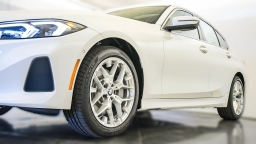 BMW 3 Series 330i NA Sedan 2026