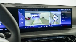 BMW 3 Series 330i NA Sedan 2026