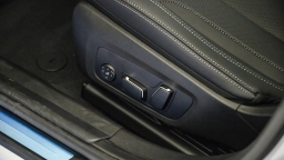 BMW 3 Series 330i NA Sedan 2026