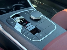 BMW 3 Series 330i NA Sedan 2026