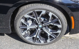 BMW 3 Series 330i NA Sedan 2026