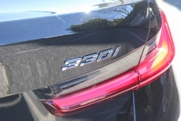 BMW 3 Series 330i NA Sedan 2026