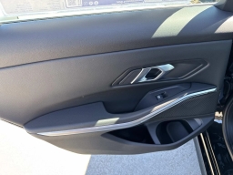 BMW 3 Series 330i NA Sedan 2026