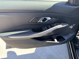 BMW 3 Series 330i NA Sedan 2026