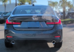 BMW 3 Series 330i NA Sedan 2026