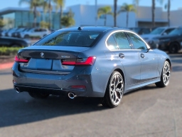 BMW 3 Series 330i NA Sedan 2026