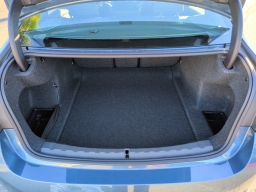 BMW 3 Series 330i NA Sedan 2026