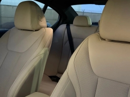 BMW 3 Series 330i NA Sedan 2026