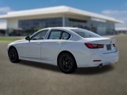 BMW 3 Series 330i NA Sedan 2026