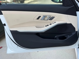 BMW 3 Series 330i NA Sedan 2026