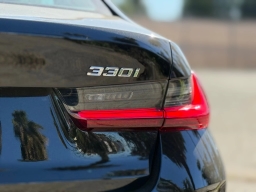 BMW 3 Series 330i NA Sedan 2026