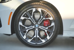 BMW 3 Series 330i NA Sedan 2026