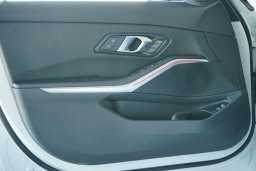 BMW 3 Series 330i NA Sedan 2026