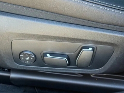 BMW 3 Series 330i NA Sedan 2026