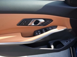 BMW 3 Series 330i NA Sedan 2026