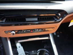 BMW 3 Series 330i NA Sedan 2026