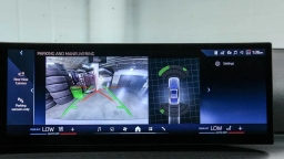 BMW 3 Series 330i NA Sedan 2026