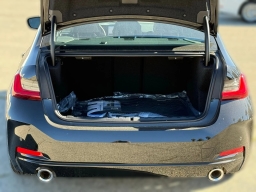 BMW 3 Series 330i NA Sedan 2026