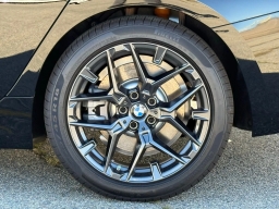 BMW 3 Series 330i NA Sedan 2026