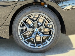 BMW 3 Series 330i NA Sedan 2026