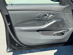 BMW 3 Series 330i NA Sedan 2026