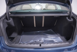 BMW 3 Series 330i NA Sedan 2026