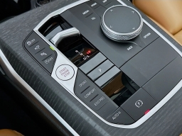 BMW 3 Series 330i NA Sedan 2026