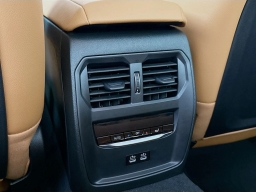 BMW 3 Series 330i NA Sedan 2026