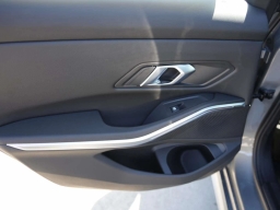 BMW 3 Series 330i NA Sedan 2026