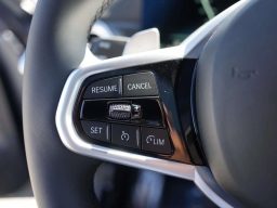 BMW 3 Series 330i NA Sedan 2026