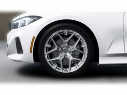 BMW 3 Series 330i NA xDrive Sedan 2026