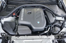 BMW 3 Series 330i NA xDrive Sedan 2026