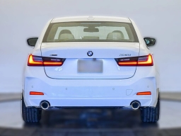 BMW 3 Series 330i NA xDrive Sedan 2026