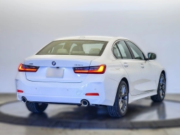 BMW 3 Series 330i NA xDrive Sedan 2026