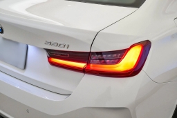 BMW 3 Series 330i NA xDrive Sedan 2026