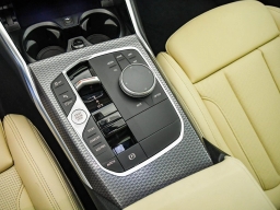 BMW 3 Series 330i NA xDrive Sedan 2026