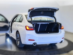 BMW 3 Series 330i NA xDrive Sedan 2026