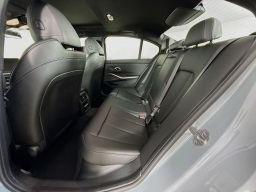 BMW 3 Series 330i NA xDrive Sedan 2026