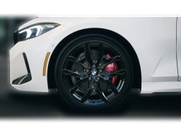 BMW 3 Series 330i NA xDrive Sedan 2026