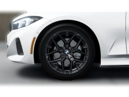 BMW 3 Series 330i NA xDrive Sedan 2026