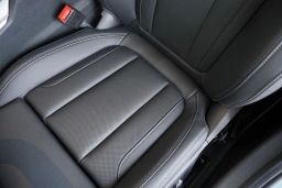 BMW 3 Series 330i NA xDrive Sedan 2026