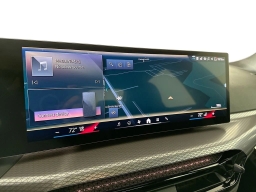 BMW 3 Series 330i NA xDrive Sedan 2026