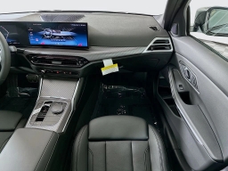 BMW 3 Series 330i NA xDrive Sedan 2026