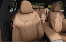 BMW 3 Series 330i NA xDrive Sedan 2026