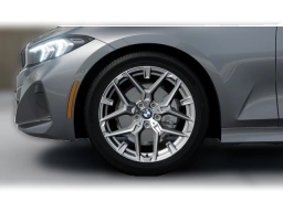 BMW 3 Series 330i NA xDrive Sedan 2026