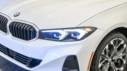 BMW 3 Series 330i NA xDrive Sedan 2026