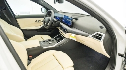 BMW 3 Series 330i NA xDrive Sedan 2026