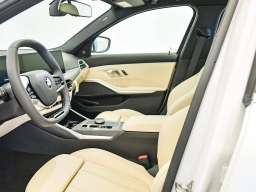 BMW 3 Series 330i NA xDrive Sedan 2026